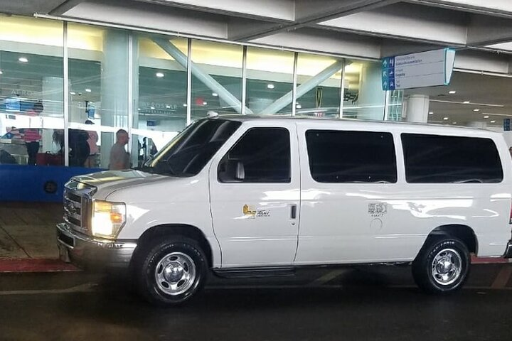 Private Transfer from Elizabeth Airport (PLZ) to Elizabeth Port - Photo 1 of 18